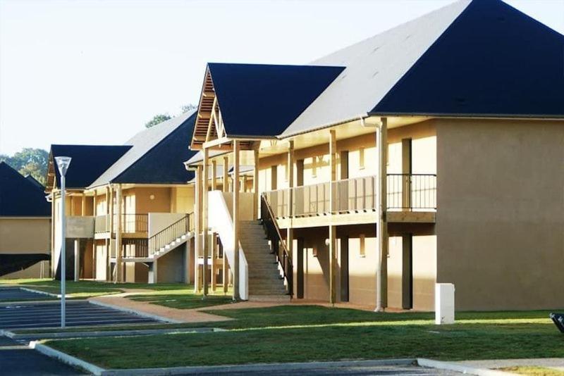 Le Fleur"H"On 11 D'Honfleur, T2 En Residence Avec Piscine, Wifi Et Parking Gratuits Équemauville Buitenkant foto